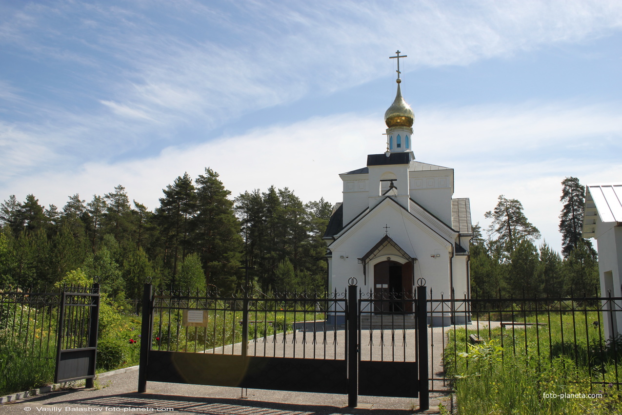 Церковь Всех Святых на Владимирском городском кладбище в Улыбышево
