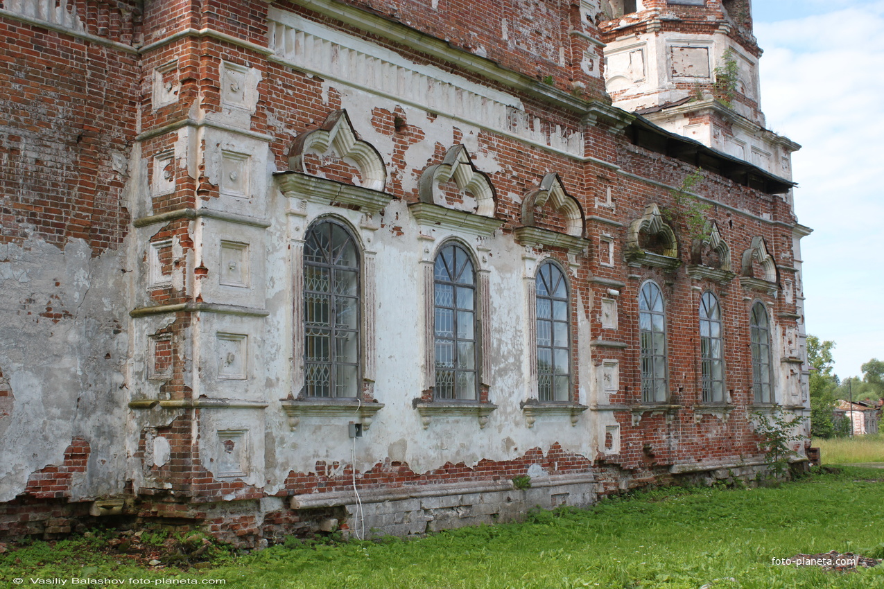 Фасад Казанской церкви