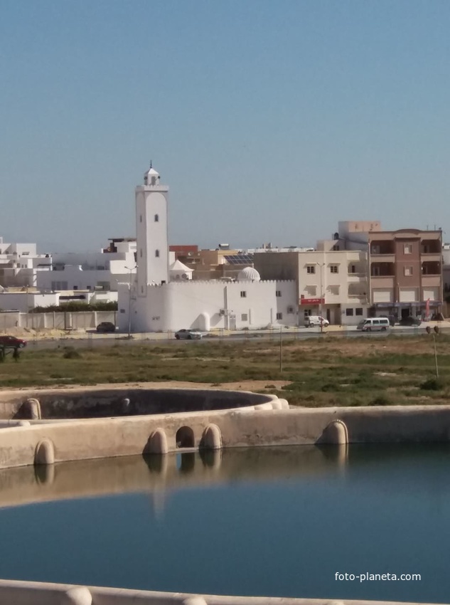 Кайруан, Тунис, бассейны Аглабидов