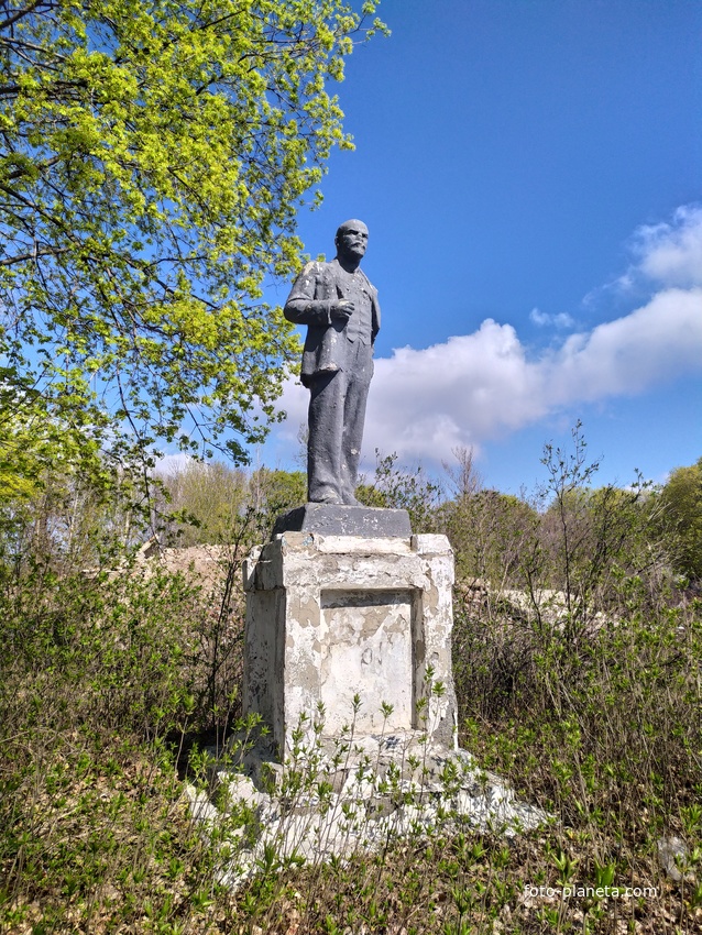 памятник Ленину на 8 шахте