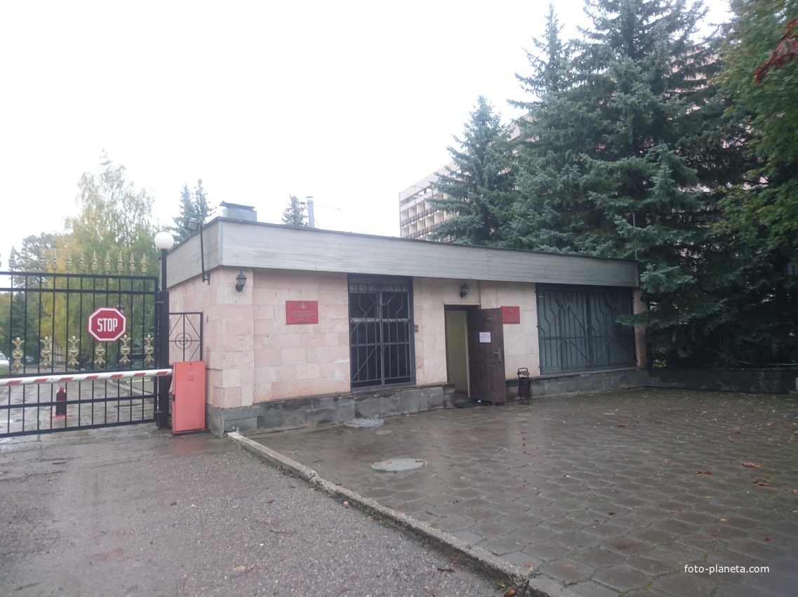 Проходная (КПП-3) военного санатория по ул. Анджиевского, 11а, 11б