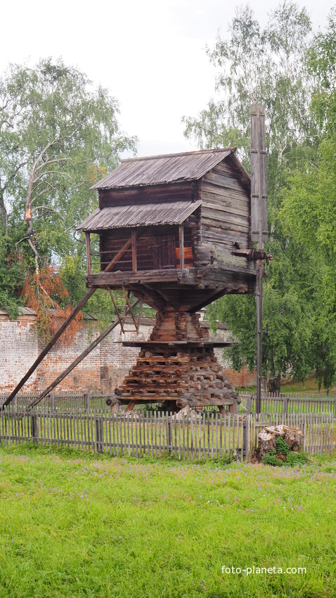 Ветряная мельница -&quot;столбовка&quot;  в Кирилло-Белозерском монастыре