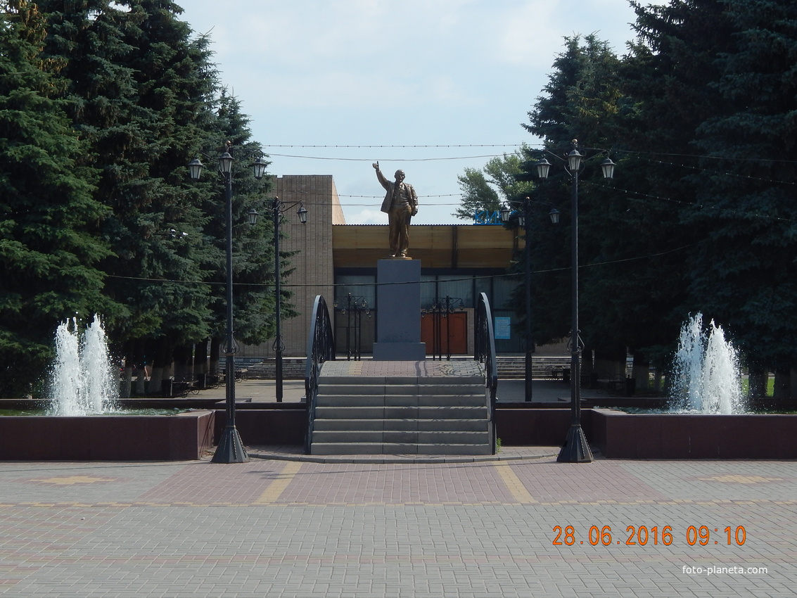 Памятник Ленину в г. Жердевка