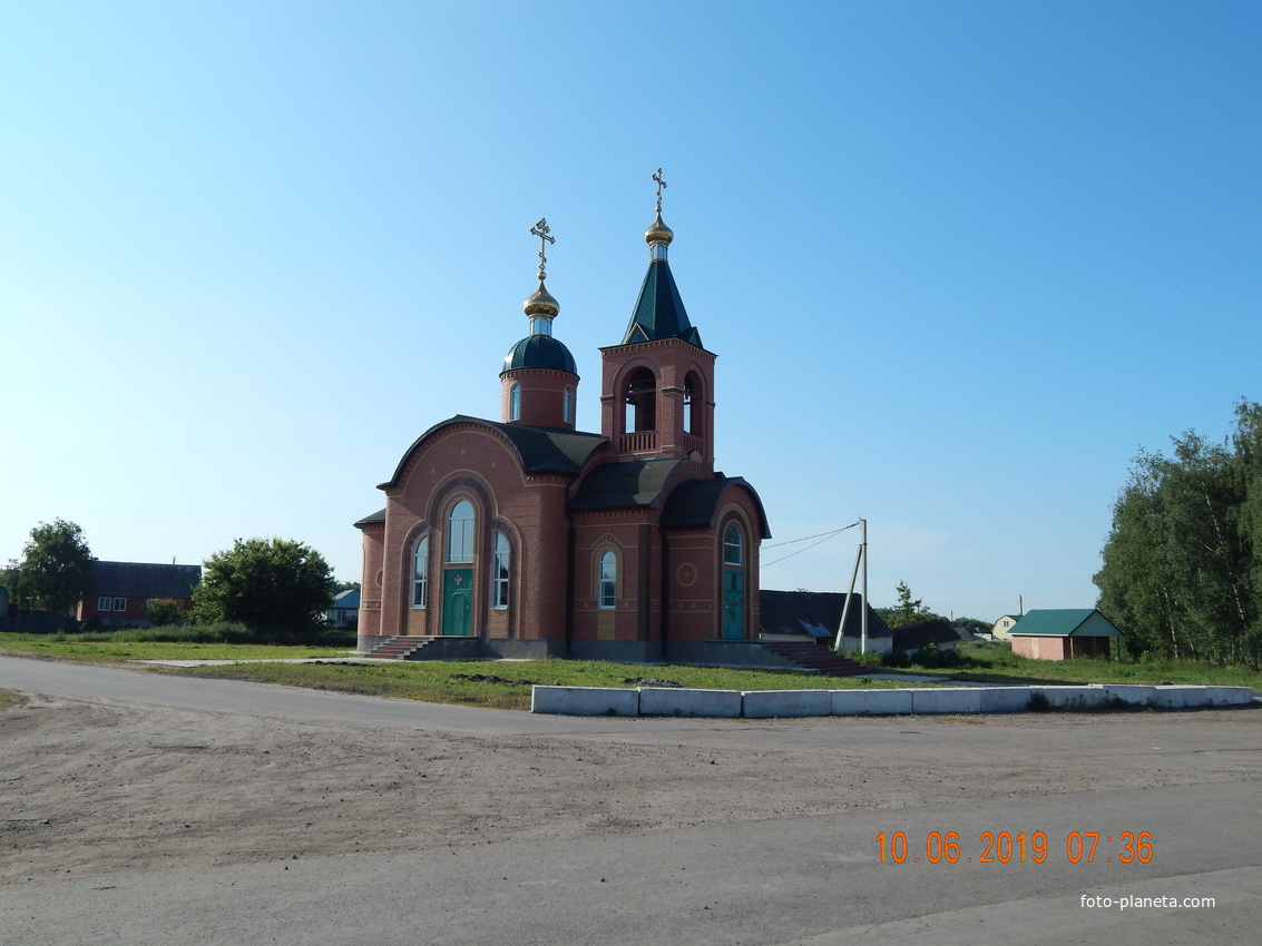 Дмитриевская церковь в с. Большой Самовец