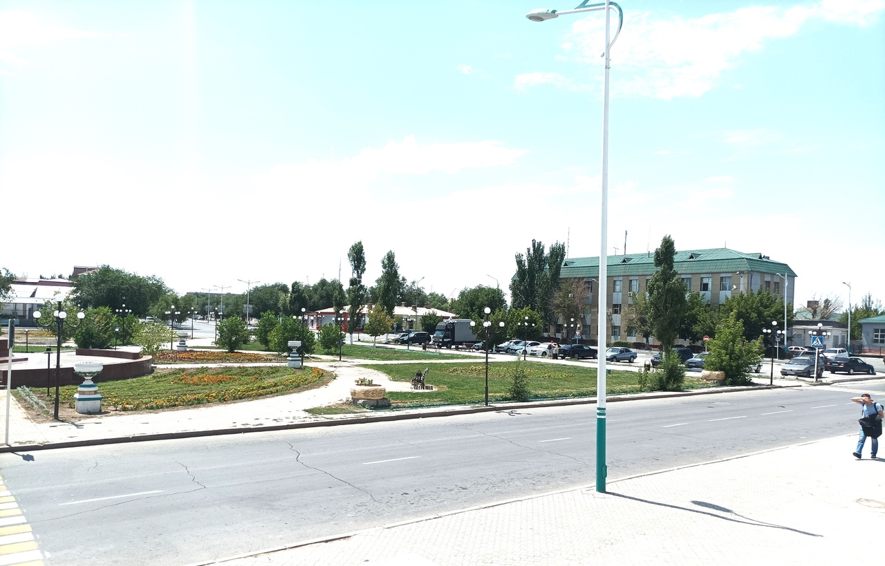 Кызылорда. Привокзальная площадь