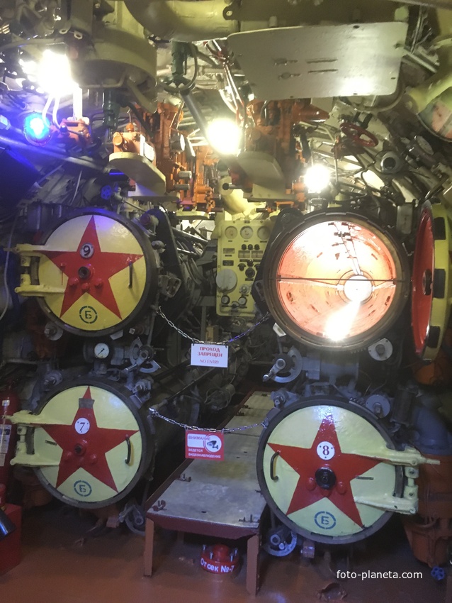 Музей Мирового океана. В подводной лодке «Б-413». Торпедный отсек