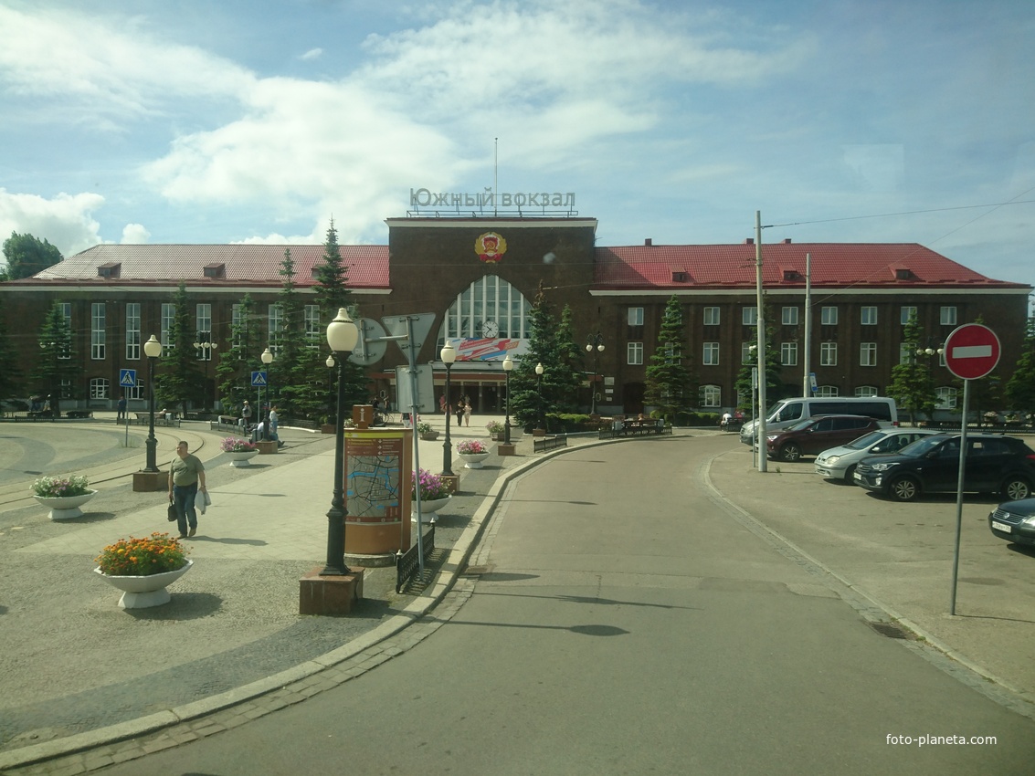 Южный вокзал на Железнодорожной улице (фото 2022г.)