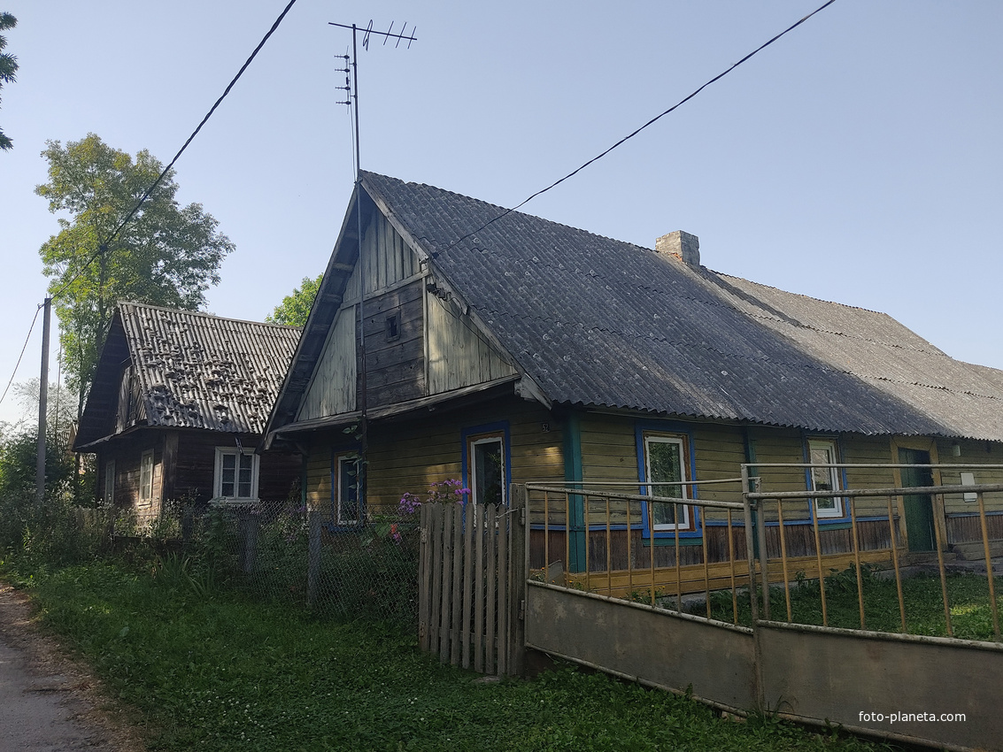 Дома дер. Тальковцы