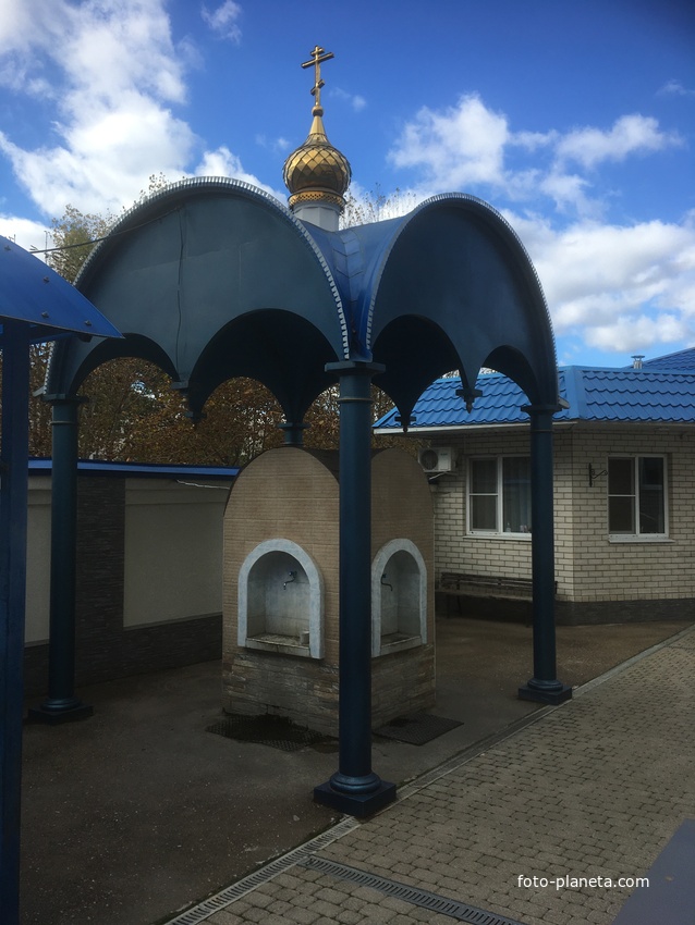 Водосвятная часовня на территории Свято-Казанского храма