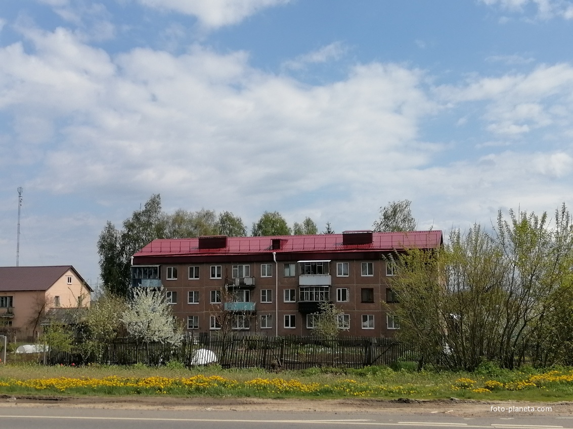 Многоквартирный дом в деревне Черкасская
