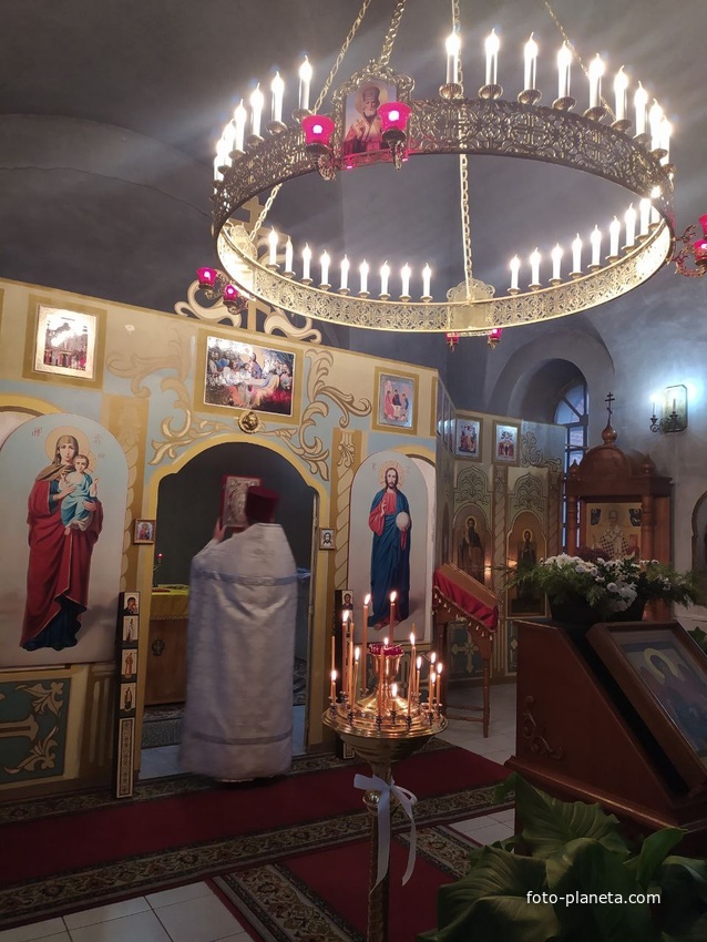 С. Антиповка, Церковь внутри