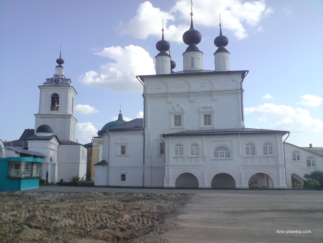 Белопесоцкий монастырь