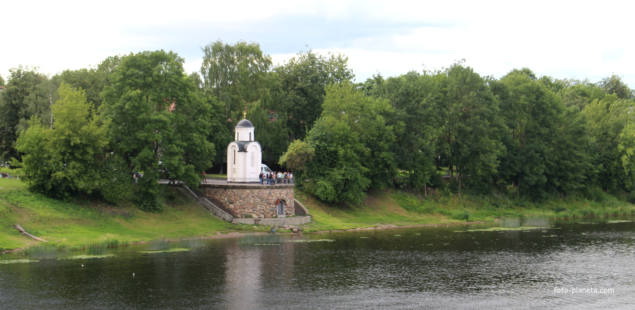 Ольгинская часовня на реке Великой.