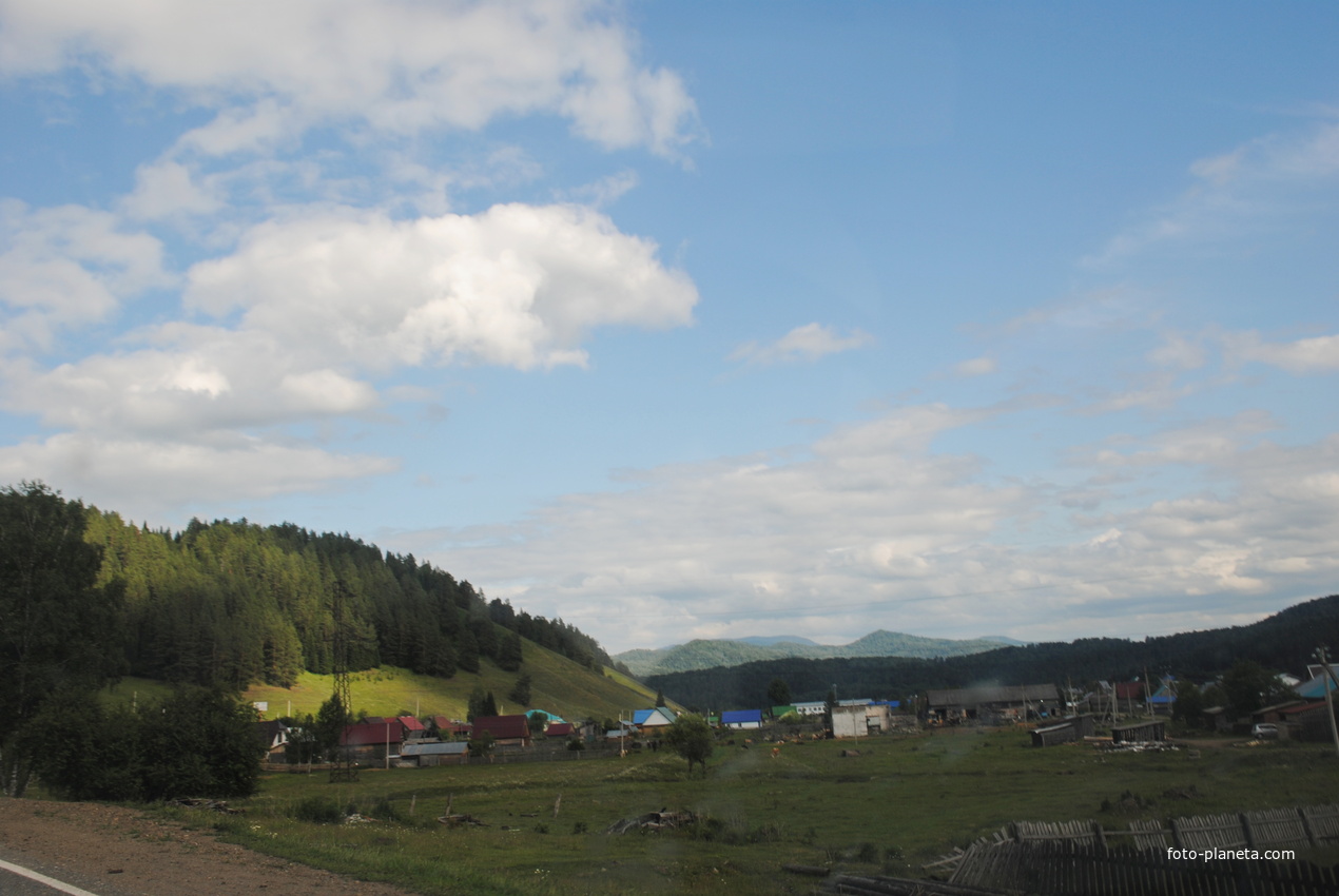Въезд со стороны Горно-Алтайска.
