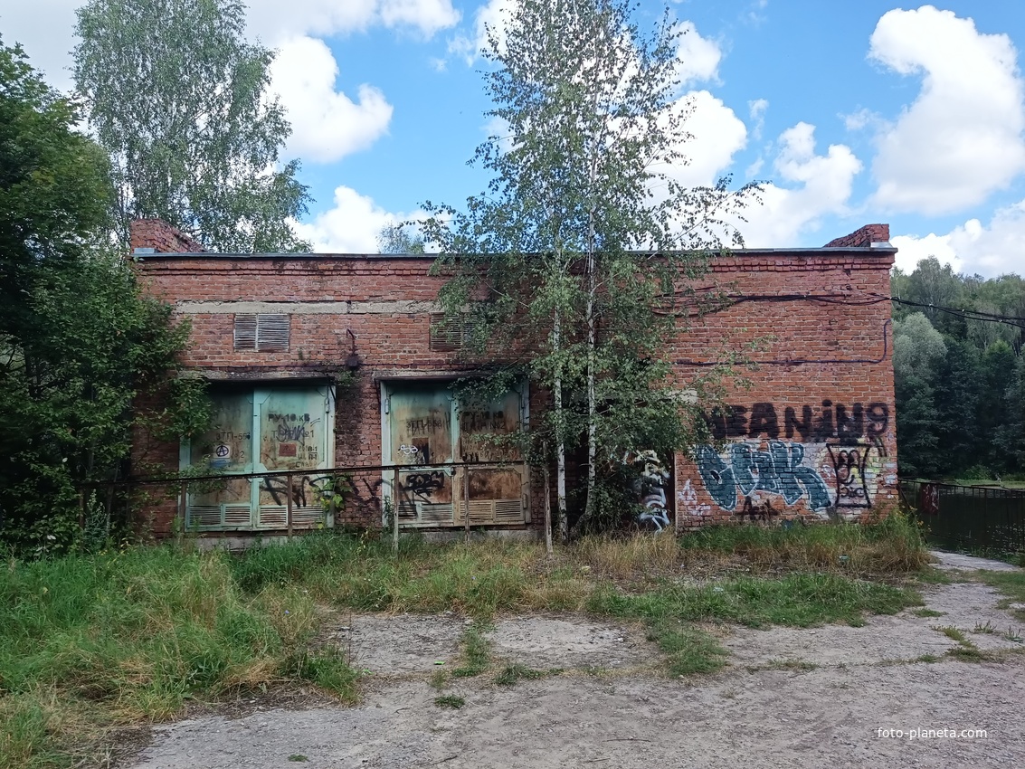 Плотина на Лопасне