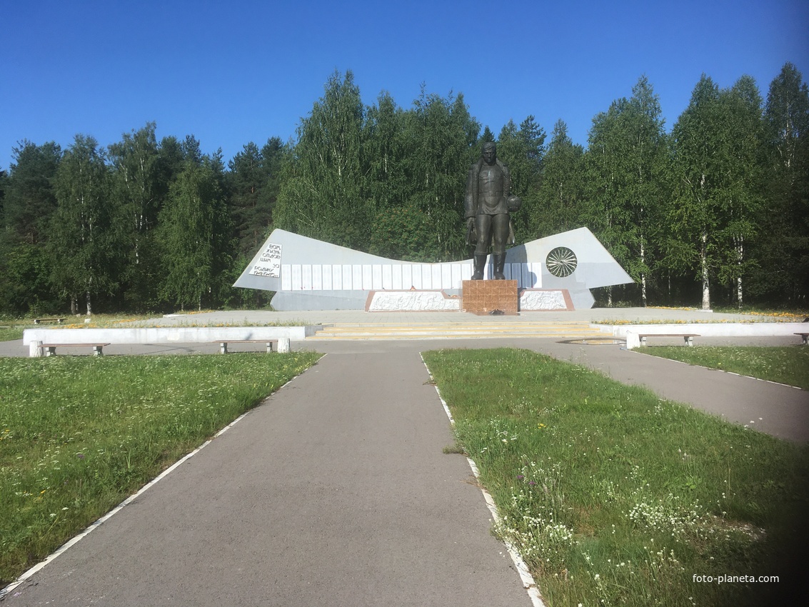 Памятник &quot;Воинам-красновишерцам, погибшим в годы Великой Отечественной войны 1941-1945 гг.&quot;