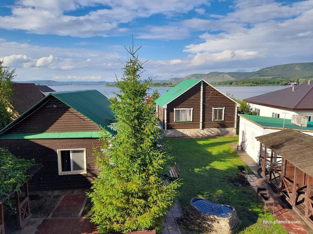 Береговая улица