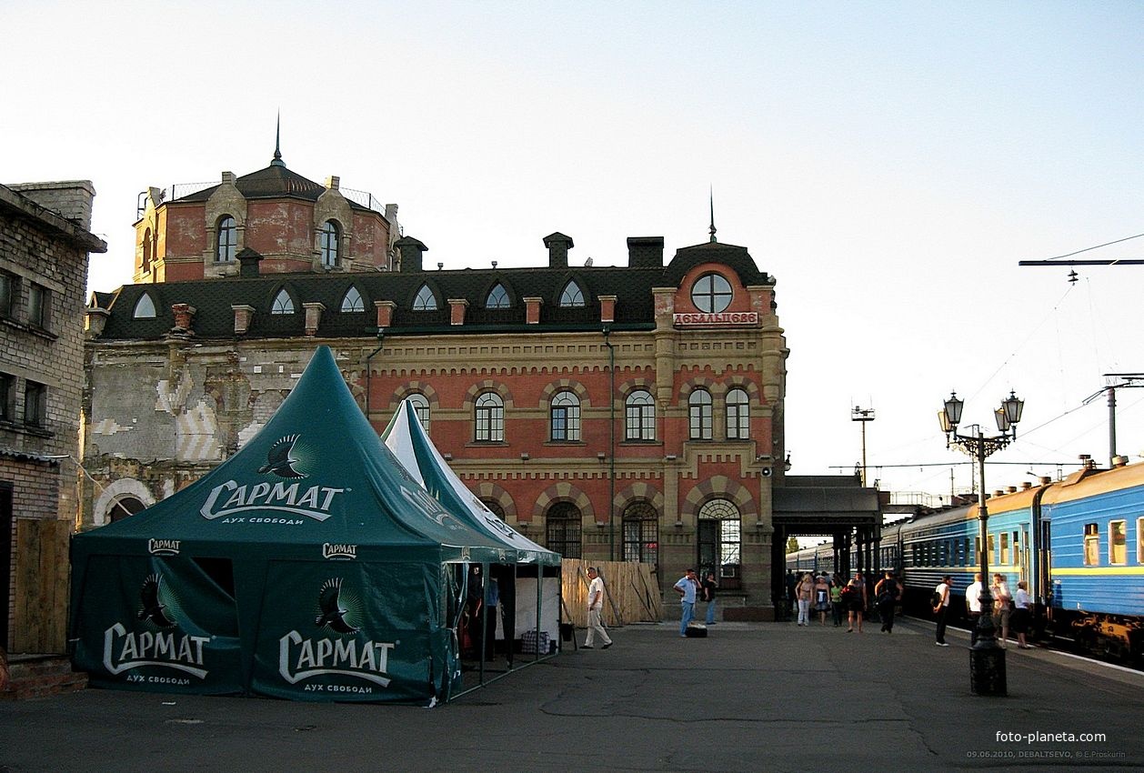 Ж/Д вокзал, июнь 2010г.