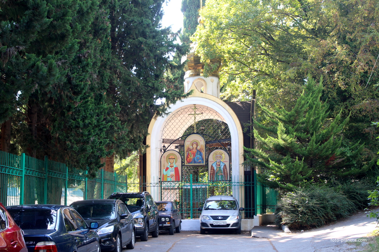 Колокольня церкви Николая Чудотворца.