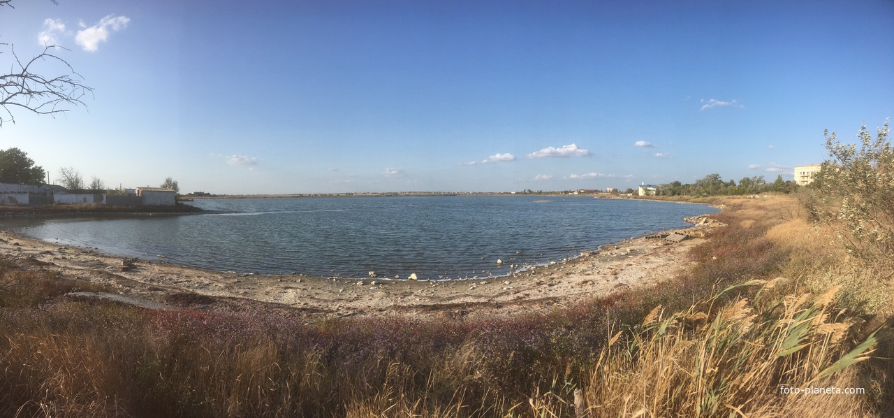 Панорама озера Ялы-Мойнакское со стороны греко-скифского городища &quot;Чайка&quot;