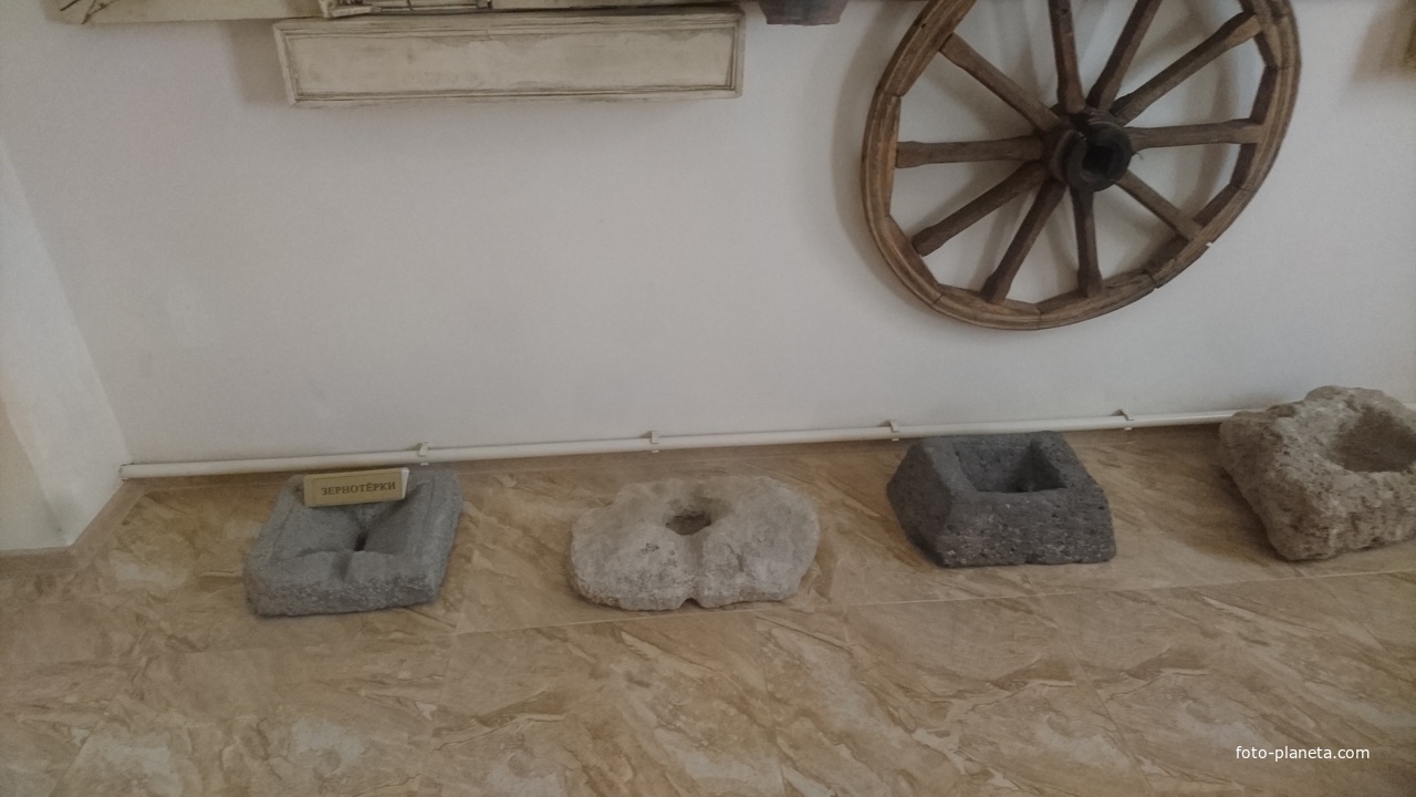 Экспозиции музея краеведения и истории грязелечения