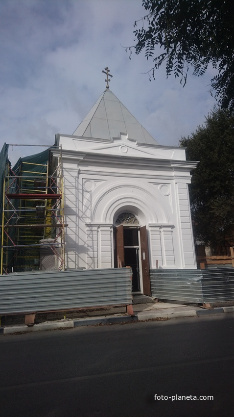 Часовня равноапостольной Ольги (на реставрации) на территории Свято-Николаевского собора