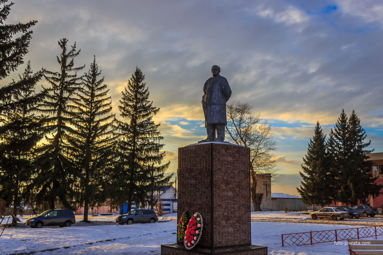 Памятник Ленину в Сорокино