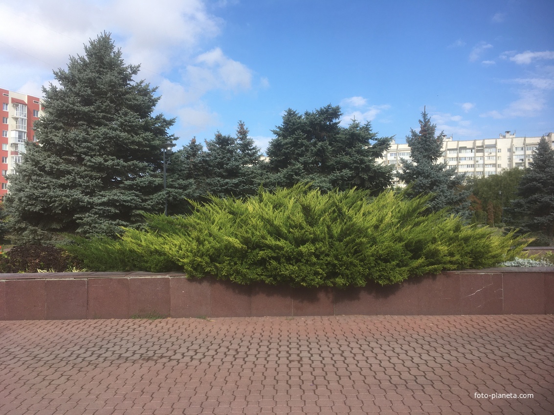 Мемориа́льный ко́мплекс «Кра́сная го́рка».