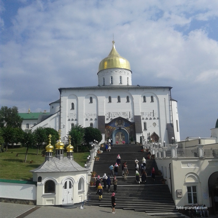 Свято-Успенская Почаевская лавра