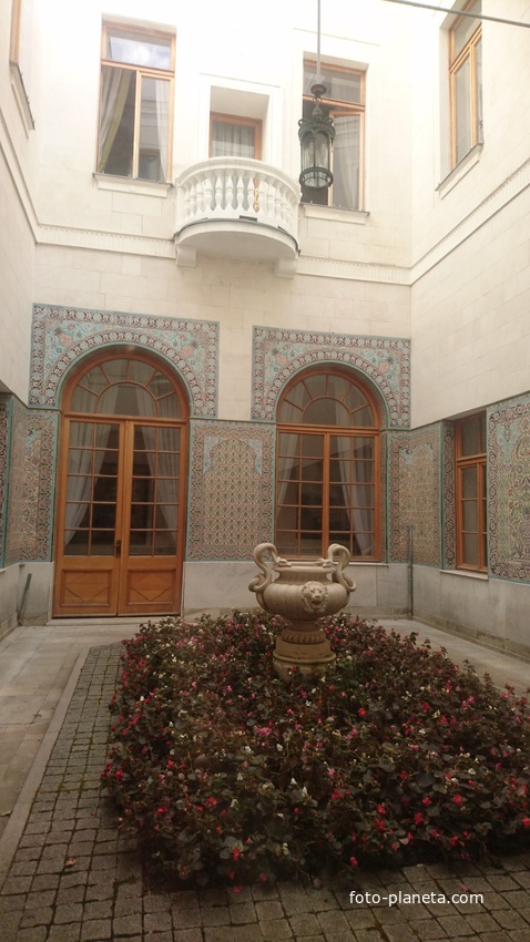 Ливадийский дворец. Арабский дворик