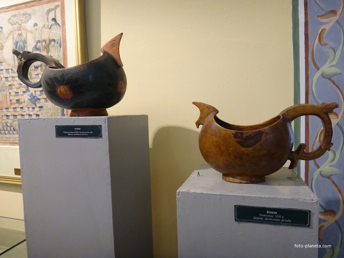 Историко-художественный музей. Экспозиция «Резное и расписное дерево»