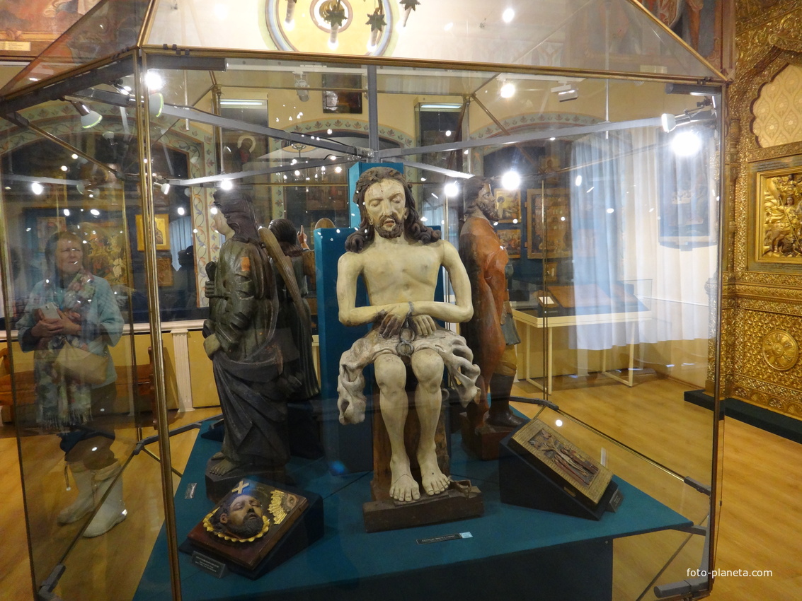 Историко-художественный музей. Экспозиция &quot;Народное культовое искусство&quot;