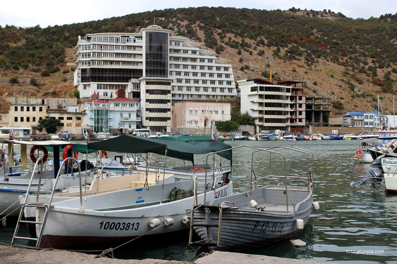 Вид на Балаклавскую бухту.