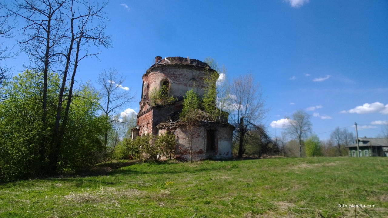Церковь Смоленской иконы Божией Матери в Лучинском 2024г.