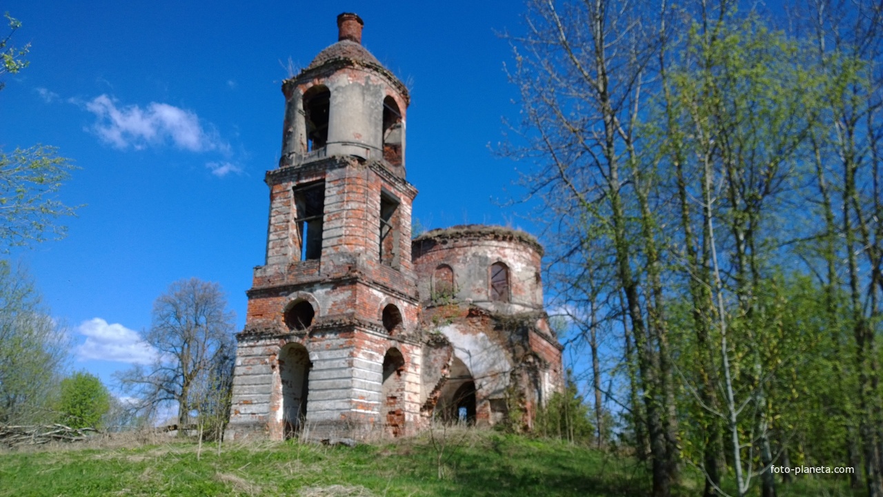 Церковь Смоленской иконы Божией Матери в Лучинском 2024г.