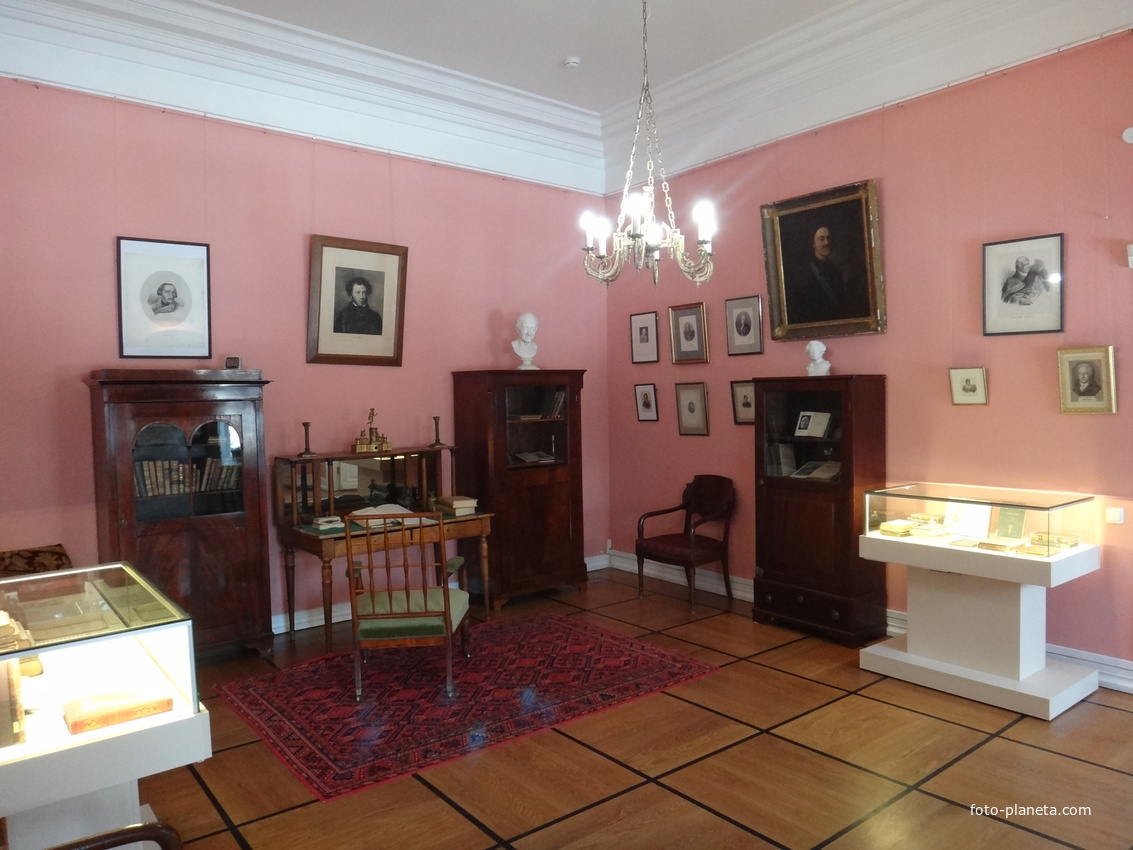 Музей-усадьба «Лопасня-Зачатьевское»