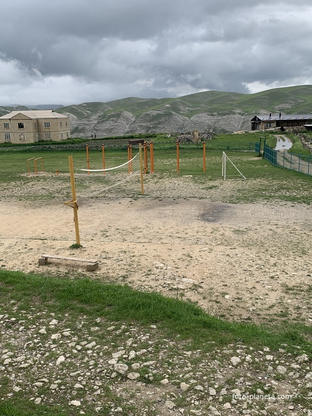 Школьная площадка