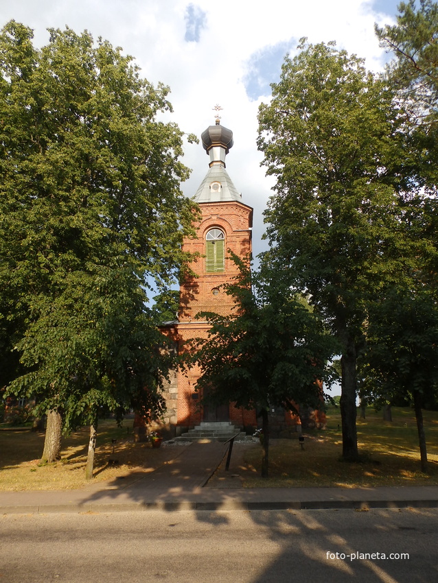 Церковь святого Арсения Великого — православный, Айнажи.