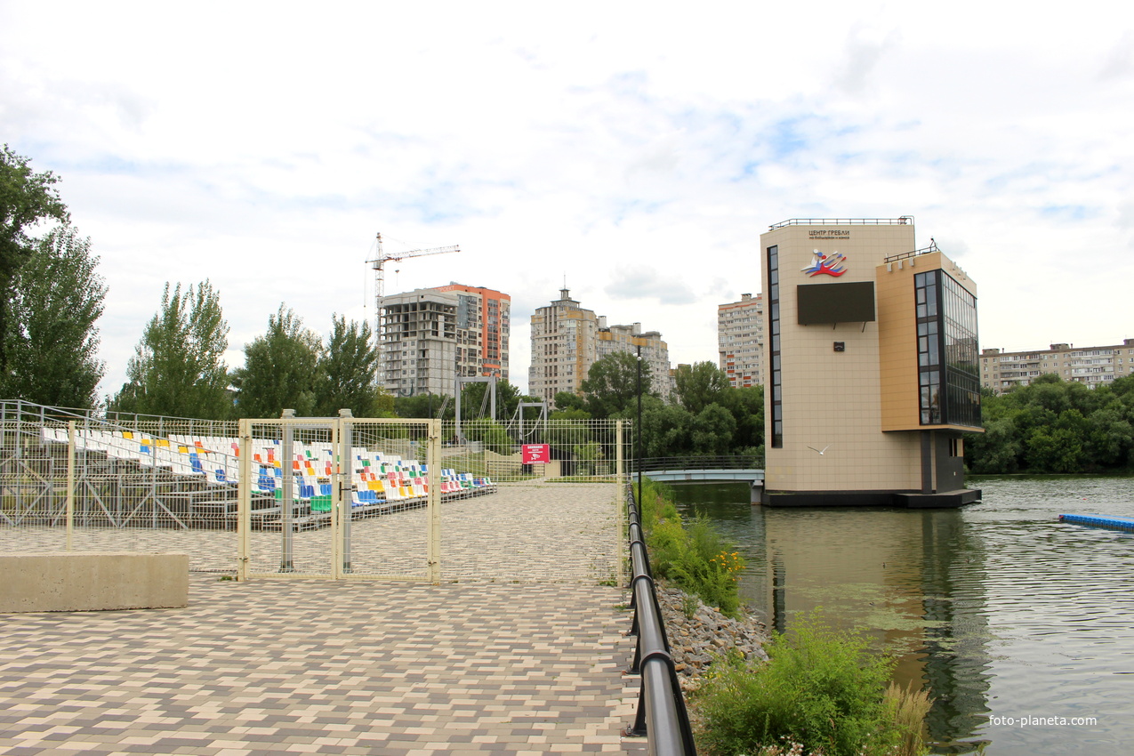Гребной стадион на Придаченской дамбе.
