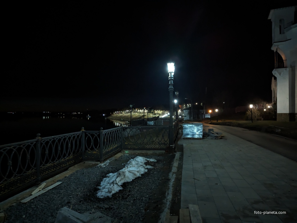 Набережная Волги