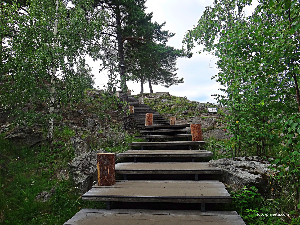 Обустроенная тропа на гору Паасонвуори (Паасо) 79 метров