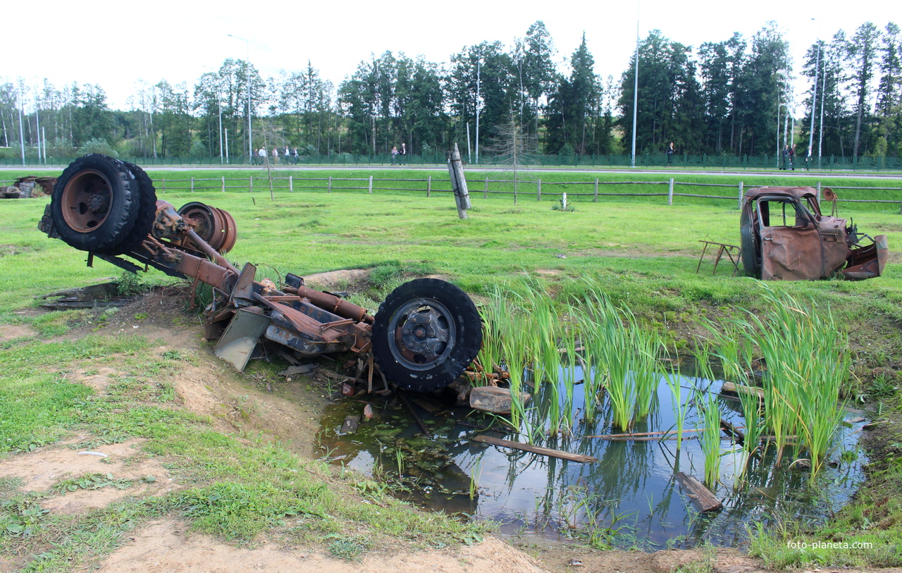 Экспозиция под открытым небом &quot;Поле Победы&quot;.