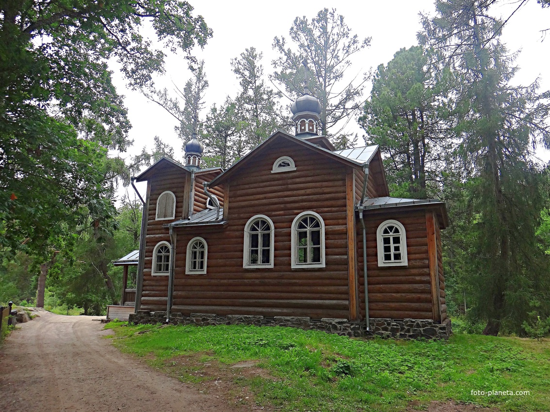 Храм Коневской иконы Божией Матери Коневского скита