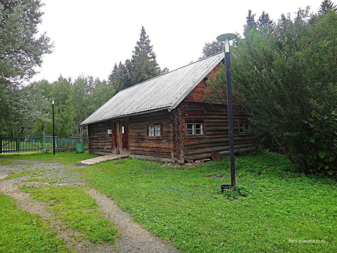 Каретный сарай XIXв. в усадьбе.