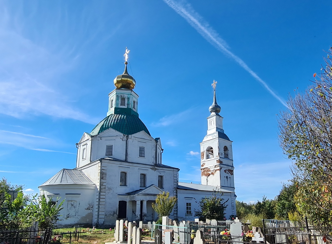 Сретенская церковь на погосте Николо-Новый