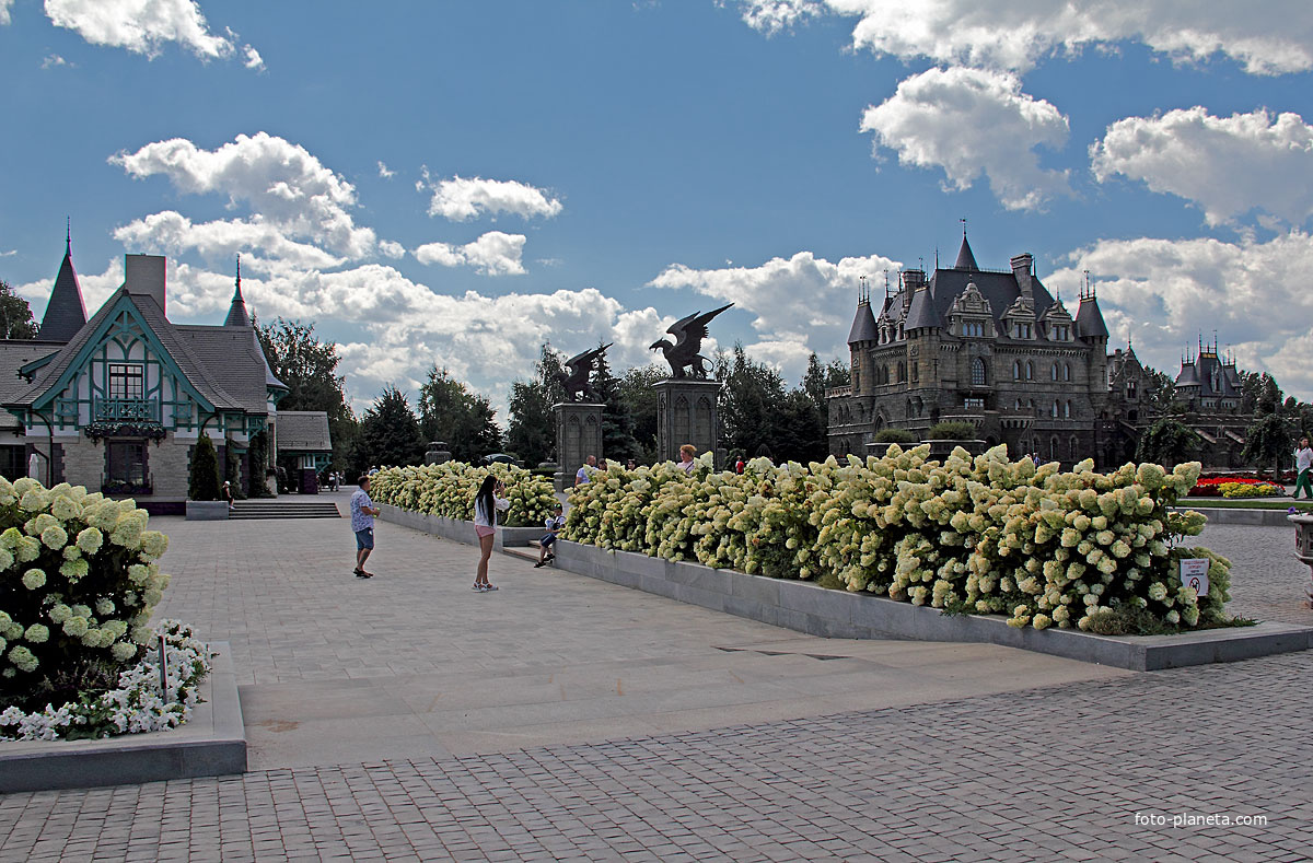 В парке замка Гарибальди
