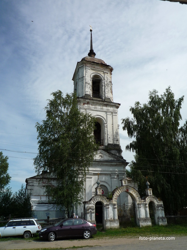 Село Поречье. Церковь Святой Троицы. 2009 г.