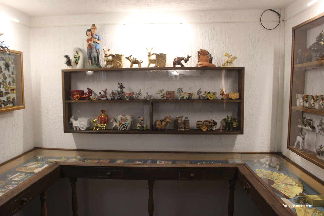 В музее &quot;Планета осликов&quot;.