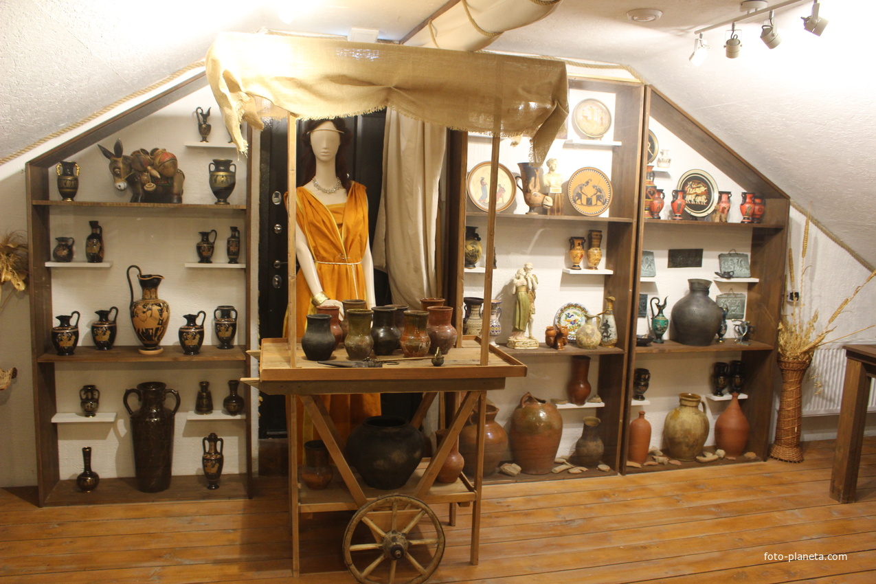 В музее &quot;Планета осликов&quot;.