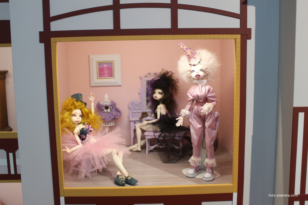 Зеленоградский музей кукол.